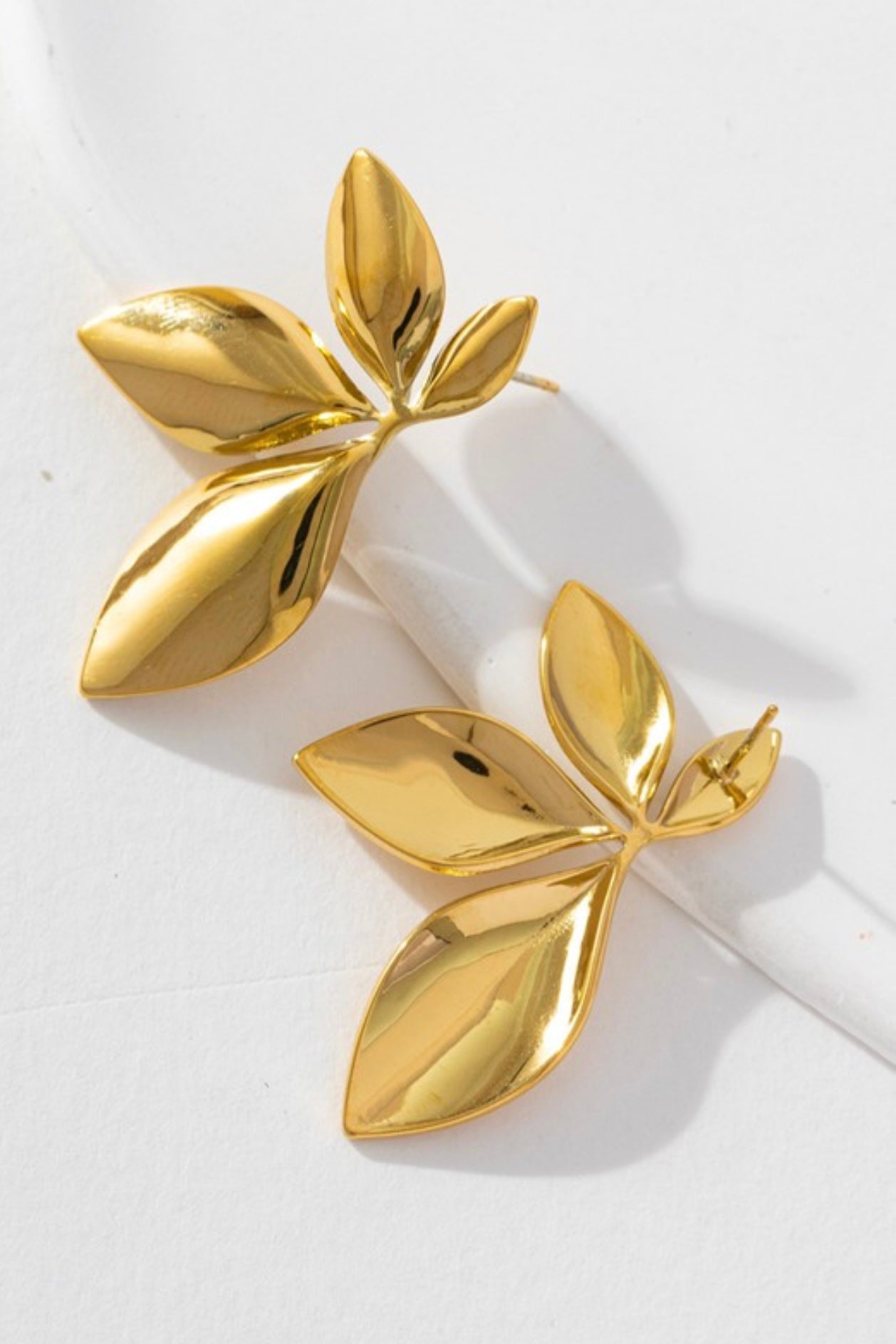 Lily Earrings